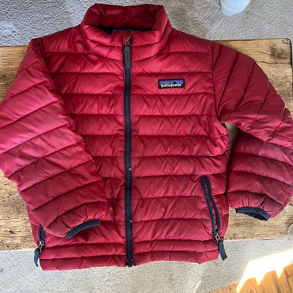 Patagonia Down Jacket 4T Red